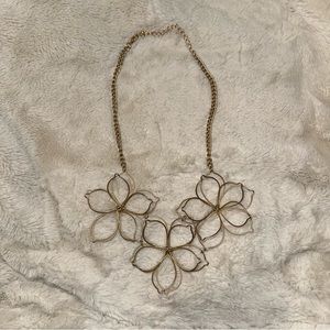 Gold wire flower necklace